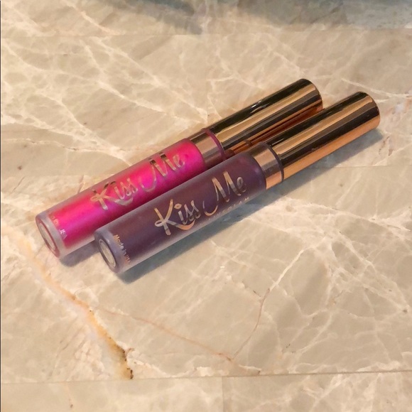 Other - Kiss me matte liquid lipstick
